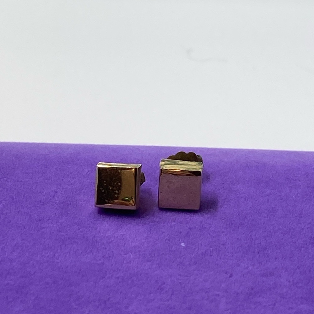 π Vintage Avon Gold Plated Square Earrings